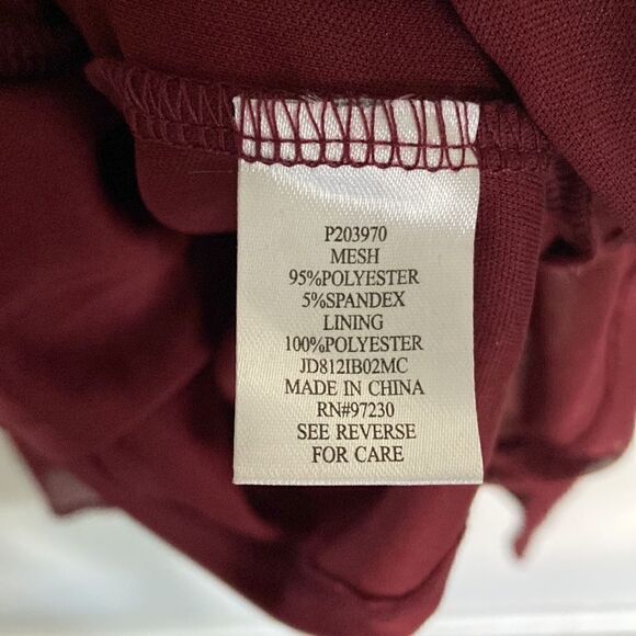 Crave Fame top size XS burgundy new with tags - Picture 7 of 8